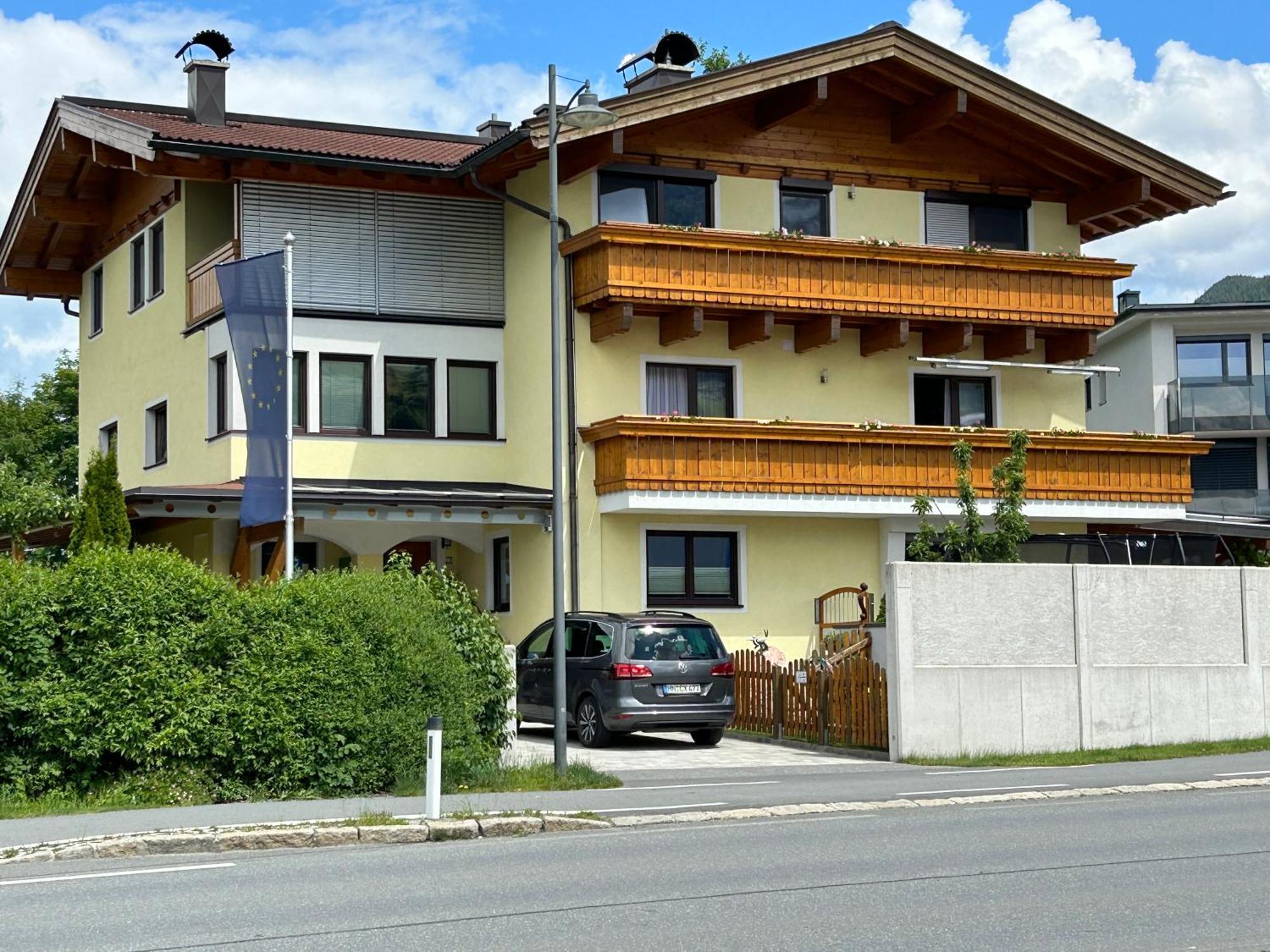 Апартаменты Haus Laubreuter Капрун Экстерьер фото